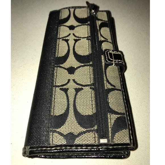 Authentic leather Coach Wallet - Picture 3 of 5